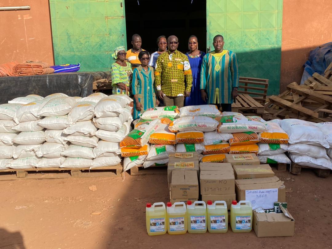 Burkina : La Fédération nationale des industries de l’agroalimentaire et de la transformation se montre solidaire des déplacés internes Burkina : La Fédération nationale des industries de l’agroalimentaire et de la transformation se montre solidaire des déplacés internes