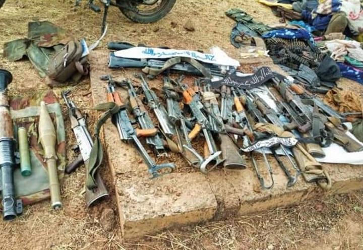 Burkina : L'armée neutralise 29 terroristes dans une contre-offensive à Gomboro dans la province du Sourou Burkina : L'armée neutralise 29 terroristes dans une contre-offensive à Gomboro dans la province du Sourou