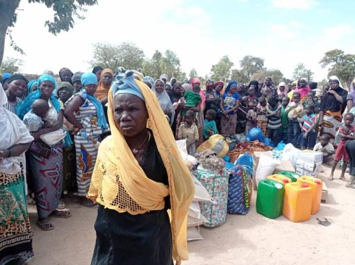 Appel à dons au profit des déplacés internes de Sakoula : Les dons arrivés à bon port Appel à dons au profit des déplacés internes de Sakoula : Les dons arrivés à bon port