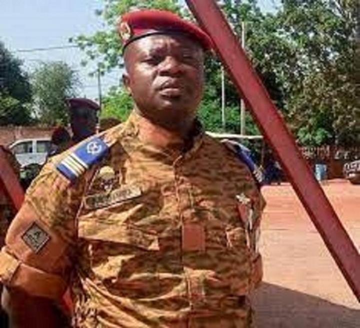 Coup d’Etat au Burkina : Paul Henri Damiba met en garde contre la diffusion (de fausses informations) 