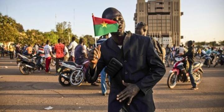 Burkina : le coup d’État de Damiba risque-t-il de bloquer le plan de développement ?