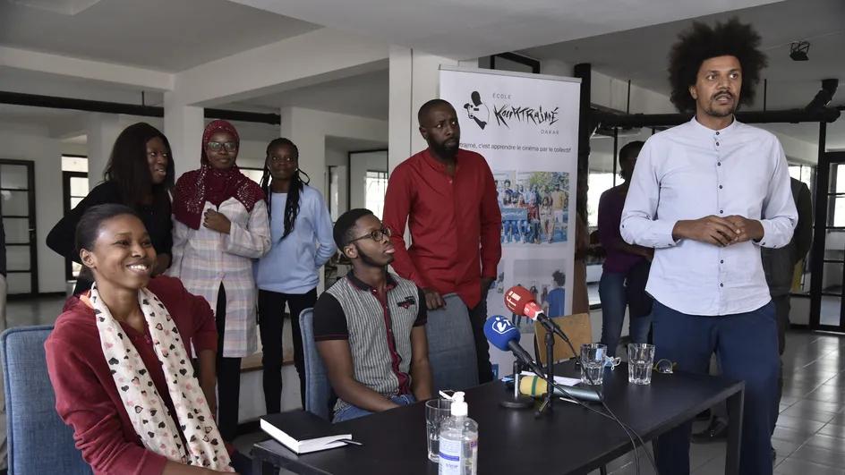 Il s’agit de la troisième école de cinéma gratuite fondée par le collectif Kourtrajmé, après celles de Montfermeil en région parisienne et de Marseille. Il s’agit de la troisième école de cinéma gratuite fondée par le collectif Kourtrajmé, après celles de Montfermeil en région parisienne et de Marseille.