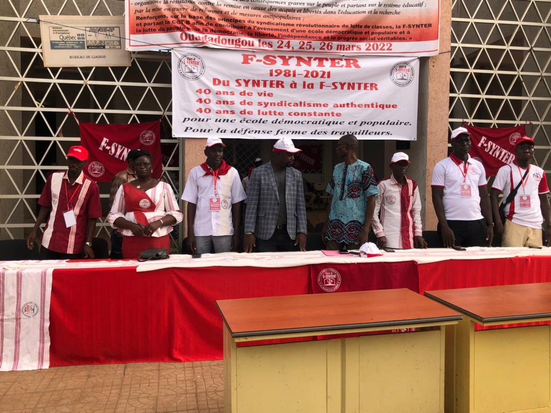 Congrès ordinaire de la F-SYNTER : L’assemblée renouvelle sa confiance à Souleymane Badiel et aux membres du bureau Congrès ordinaire de la F-SYNTER : L’assemblée renouvelle sa confiance à Souleymane Badiel et aux membres du bureau