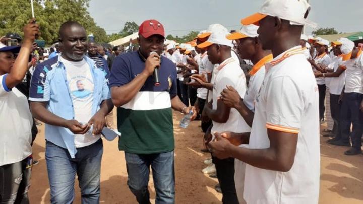 Le leader de la jeunesse RHDP du Béré, invite les jeunes à soutenir le maire de Kounahiri dans ses actions de développement Le leader de la jeunesse RHDP du Béré, invite les jeunes à soutenir le maire de Kounahiri dans ses actions de développement