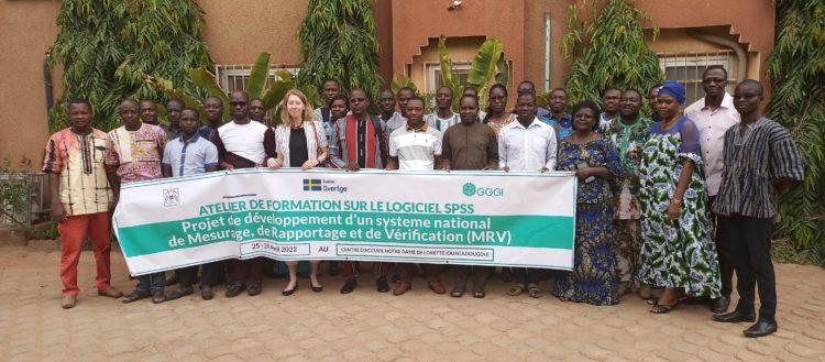 Analyse statistique des données : Renforcement des capacités des acteurs nationaux sur l’outil SPSS Analyse statistique des données : Renforcement des capacités des acteurs nationaux sur l’outil SPSS