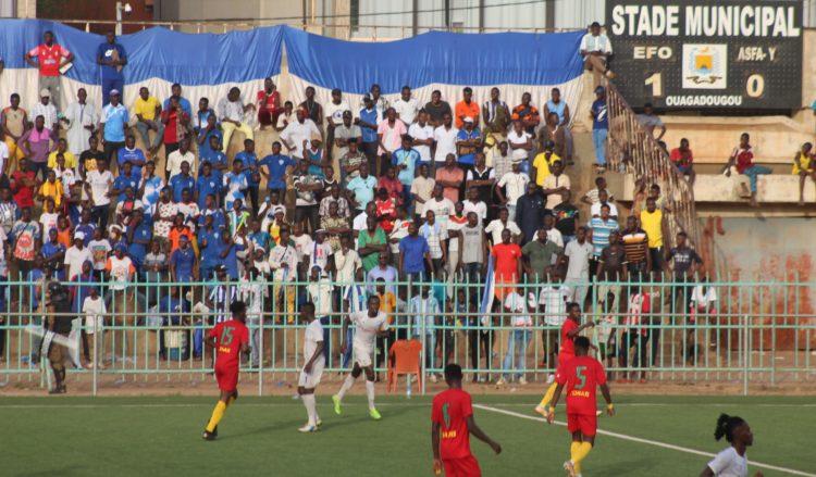 Championnat national : L’EFO bat l’ASFA-Y (1-0) dans le derby avec une mobilisation record Championnat national : L’EFO bat l’ASFA-Y (1-0) dans le derby avec une mobilisation record