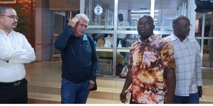 Etalons du Burkina : Hubert Velud est à Ouagadougou Etalons du Burkina : Hubert Velud est à Ouagadougou