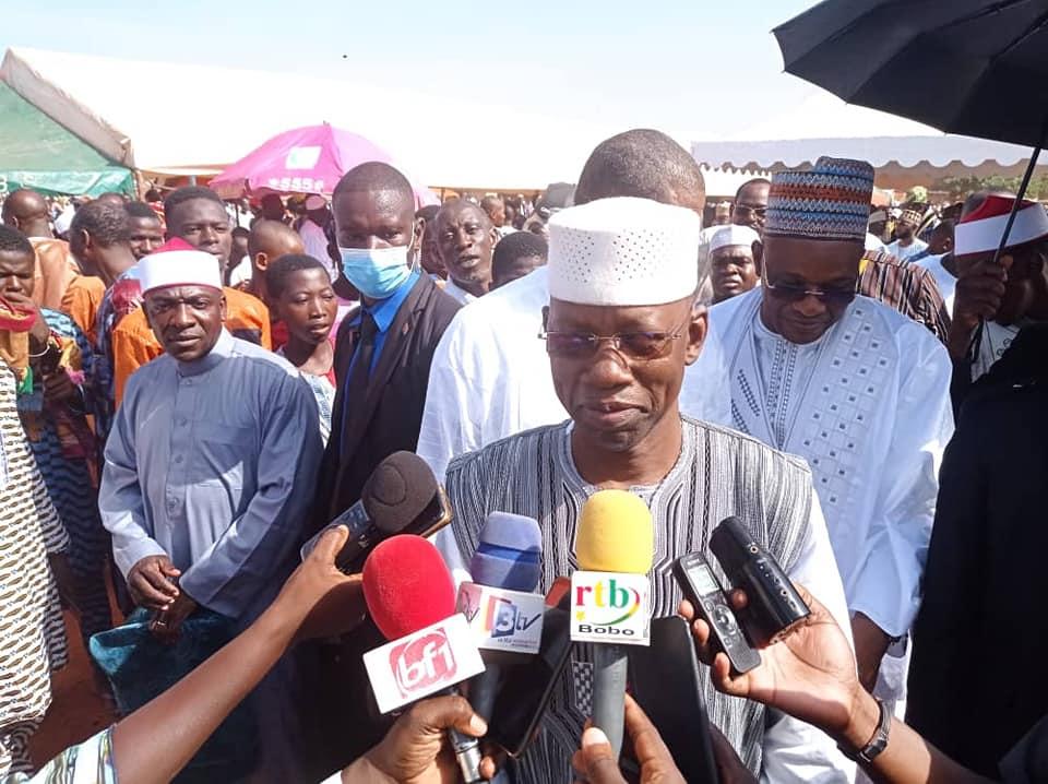 Ramadan 2022 à Bobo-Dioulasso : Le président de l’ALT, Aboubacar Toguyeni, salue la mémoire des victimes du terrorisme Ramadan 2022 à Bobo-Dioulasso : Le président de l’ALT, Aboubacar Toguyeni, salue la mémoire des victimes du terrorisme