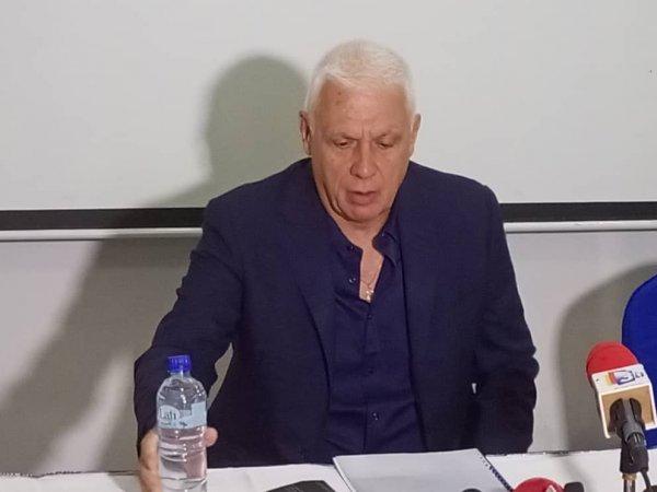 Football : Hubert Velud signe pour 2 ans avec le Burkina Faso Football : Hubert Velud signe pour 2 ans avec le Burkina Faso