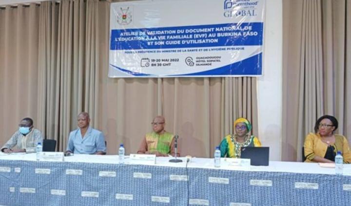 Education à la vie familiale : Le Burkina dispose désormais d’un référentiel national Education à la vie familiale : Le Burkina dispose désormais d’un référentiel national