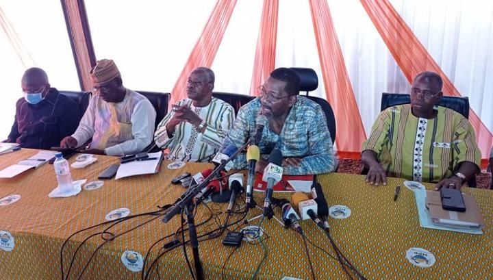 Roch Kaboré en résidence surveillée : « Le MPP s'élève contre ce déni de justice que rien ne saura justifier », porte Bala Alassane Sakandé Roch Kaboré en résidence surveillée : « Le MPP s'élève contre ce déni de justice que rien ne saura justifier », porte Bala Alassane Sakandé