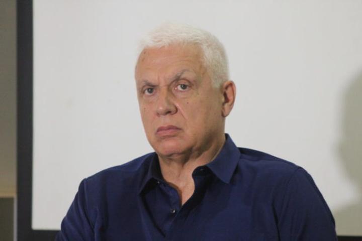 Hubert Velud : « J’ai choisi de travailler au Burkina Faso parce que je crois en son potentiel » Hubert Velud : « J’ai choisi de travailler au Burkina Faso parce que je crois en son potentiel »