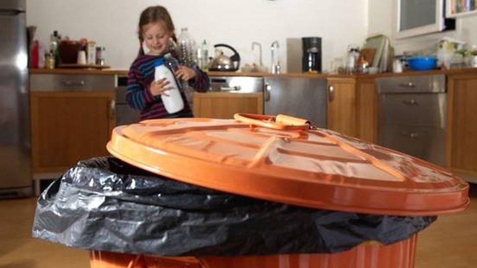 Etude des déchets : comment peut-elle révéler les préférences et les habitudes changeantes des gens Etude des déchets : comment peut-elle révéler les préférences et les habitudes changeantes des gens