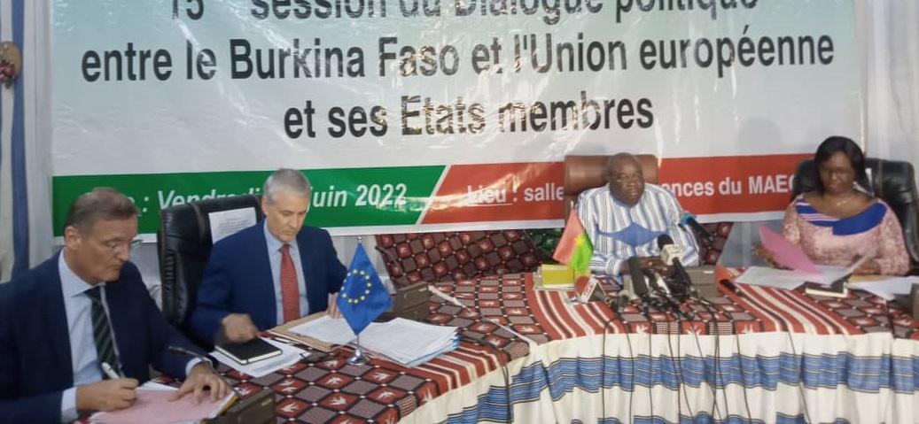 Dialogue politique Union européenne – Burkina Faso : Le Premier ministre appelle à la solidarité de l’Europe Dialogue politique Union européenne – Burkina Faso : Le Premier ministre appelle à la solidarité de l’Europe