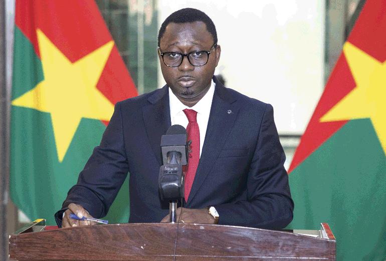 Burkina : « Aucun citoyen burkinabé ne sera discriminé sur la base de par son appartenance ethnique, communautaire, religieuse, raciale », communiqué du gouvernement Burkina : « Aucun citoyen burkinabé ne sera discriminé sur la base de par son appartenance ethnique, communautaire, religieuse, raciale », communiqué du gouvernement