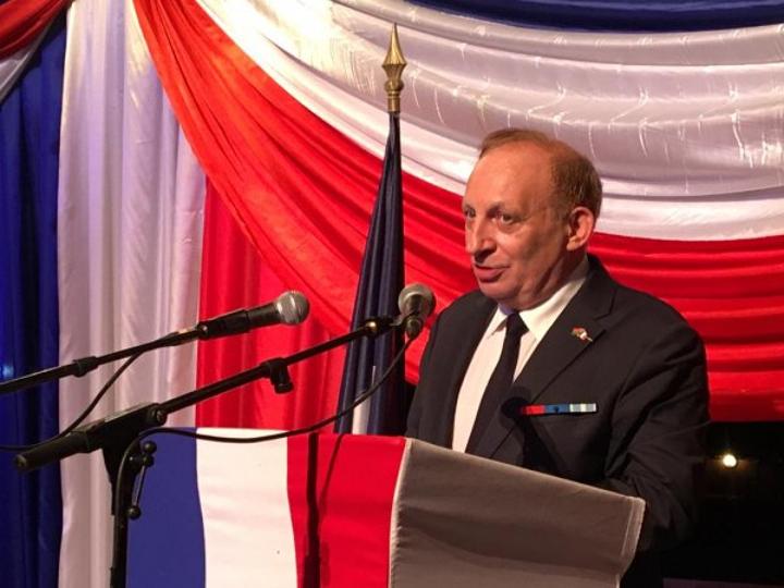 Lutte contre le terrorisme au Burkina : « Je regrette que les réseaux sociaux soient devenus les idiots utiles, la caisse de résonnance de ceux qui nous accusent de jouer un double jeu » Lutte contre le terrorisme au Burkina : « Je regrette que les réseaux sociaux soient devenus les idiots utiles, la caisse de résonnance de ceux qui nous accusent de jouer un double jeu »