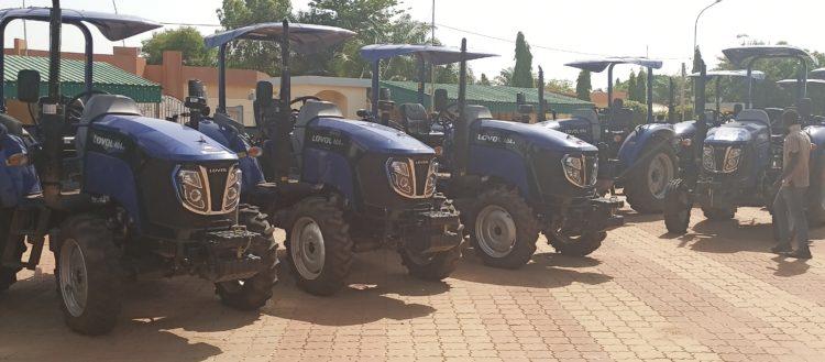 Mécanisation de l’agriculture : 92 tracteurs pour soulager les agriculteurs Mécanisation de l’agriculture : 92 tracteurs pour soulager les agriculteurs