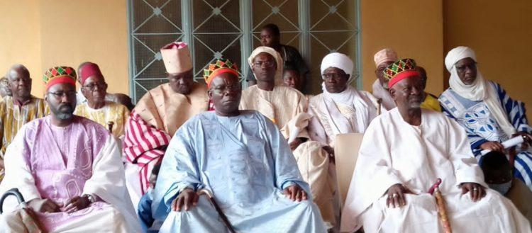 Les chefs traditionnels au secours de la République ! Les chefs traditionnels au secours de la République !