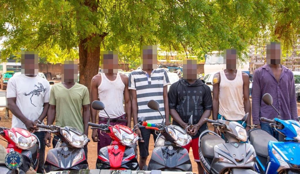 Lutte contre l’insécurité à Ouagadougou : La Police nationale démantèle deux réseaux de malfrats Lutte contre l’insécurité à Ouagadougou : La Police nationale démantèle deux réseaux de malfrats