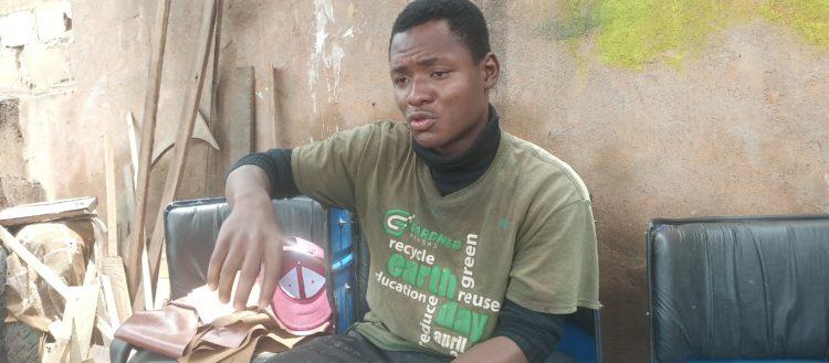 Ici Au Faso | Abdoul Razack Konaté donne une seconde vie aux pneus usés