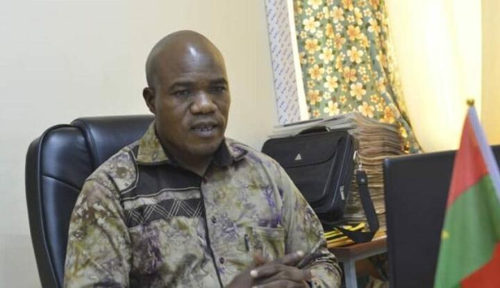 Abus de biens publics : l’ex directeur général de la Semaine Nationale de la Culture, Bamassa Ouattara déposé à la maison d’arrêt de Bobo-Dioulasso Abus de biens publics : l’ex directeur général de la Semaine Nationale de la Culture, Bamassa Ouattara déposé à la maison d’arrêt de Bobo-Dioulasso