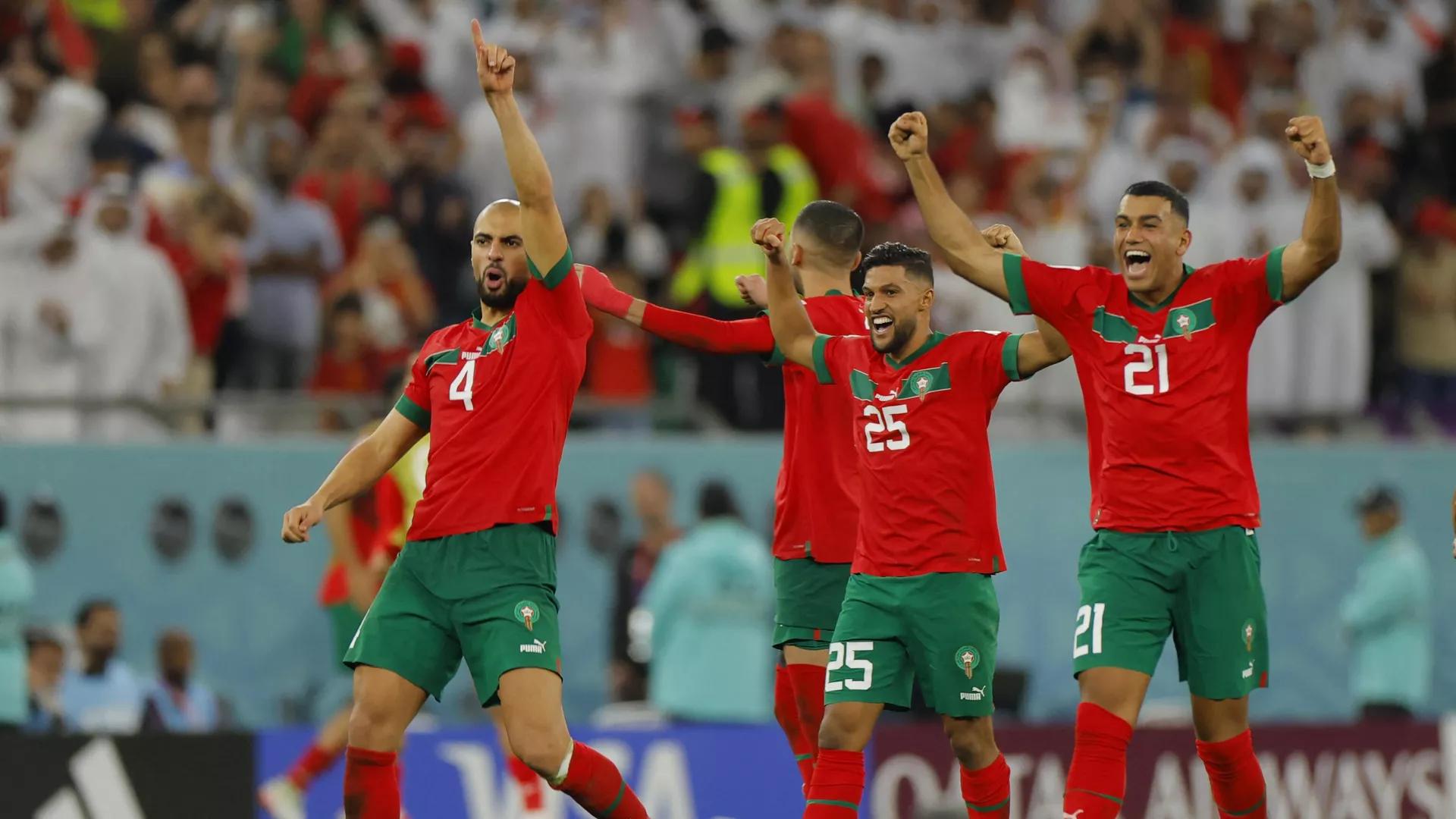 Le Maroc premier pays africain en demi-finale d'un Mondial en battant le Portugal