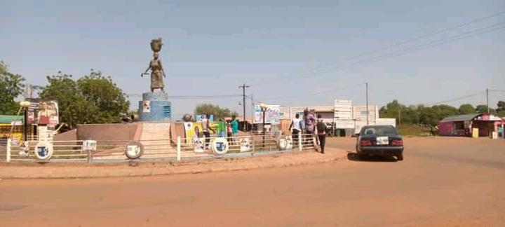 Mort d’élève au lycée provincial de Dédougou : Le présumé auteur serait entre les mains des autorités compétentes Mort d’élève au lycée provincial de Dédougou : Le présumé auteur serait entre les mains des autorités compétentes