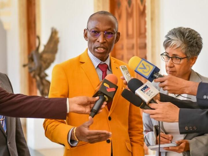 Coopération : Le Premier ministre burkinabè appelle la communauté internationale à lever les sanctions sur le Venezuela Coopération : Le Premier ministre burkinabè appelle la communauté internationale à lever les sanctions sur le Venezuela