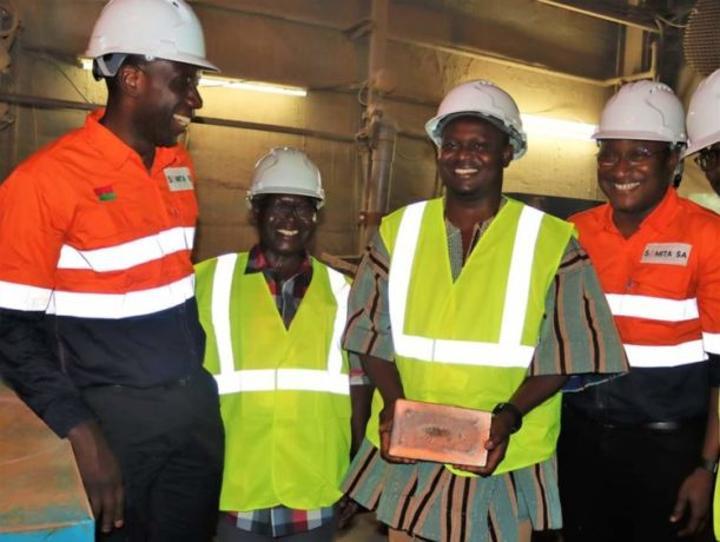 Reprise des activités de la Société des Mines de Taparko : Le Ministre Simon-Pierre BOUSSIM salue la résilience du personnel Reprise des activités de la Société des Mines de Taparko : Le Ministre Simon-Pierre BOUSSIM salue la résilience du personnel