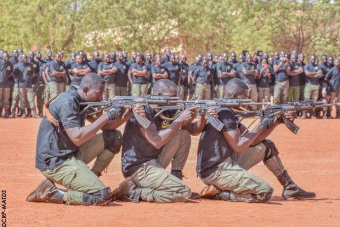 Région de l’Est : Au moins 30 terroristes tués et une centaine de bœufs récupérés par la police et les VDP Région de l’Est : Au moins 30 terroristes tués et une centaine de bœufs récupérés par la police et les VDP