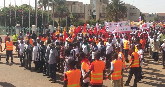 L’UAS dit « non à une intervention militaire au Niger et non aux sanctions de la CEDEAO » L’UAS dit « non à une intervention militaire au Niger et non aux sanctions de la CEDEAO »