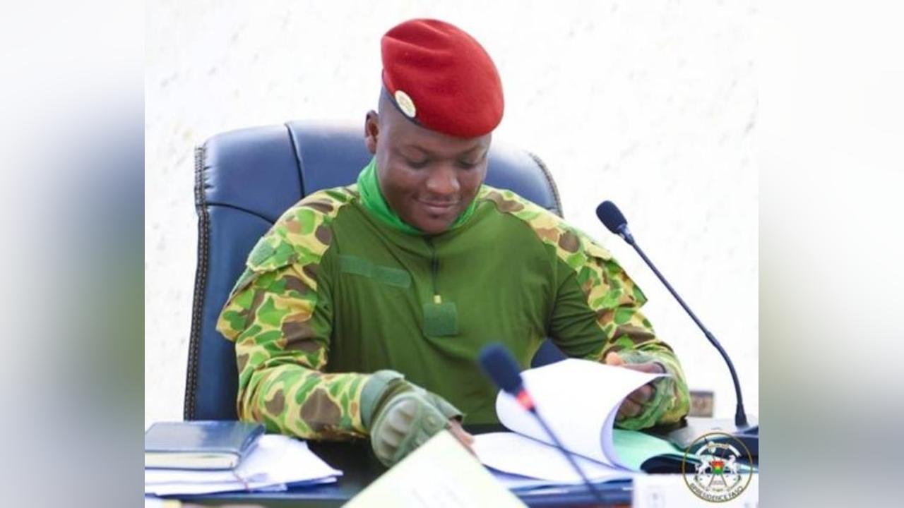 Conseil des Ministres : Le gouvernement approuve un projet de loi pour envoi d’un contingent militaire burkinabè au Niger Conseil des Ministres : Le gouvernement approuve un projet de loi pour envoi d’un contingent militaire burkinabè au Niger