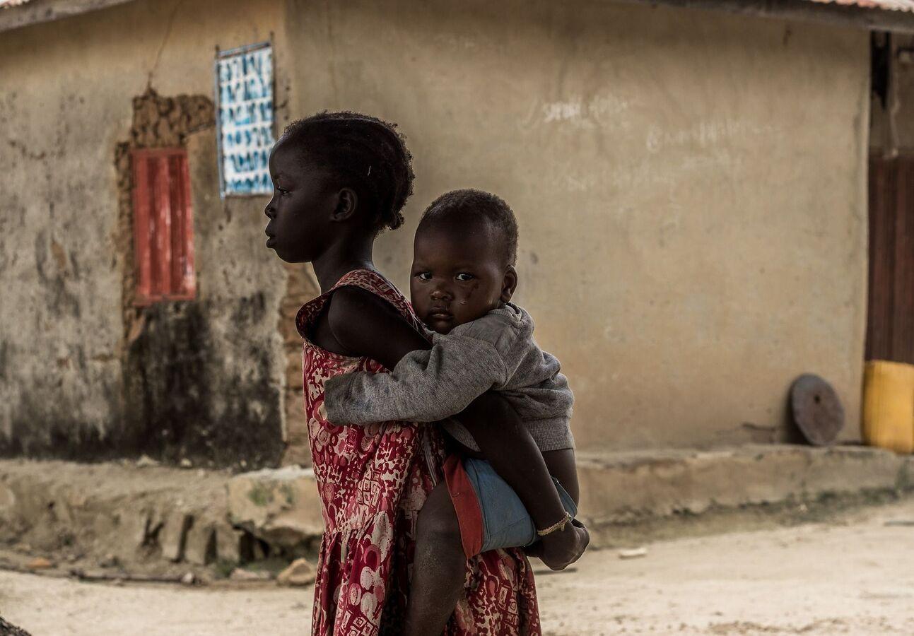 Les enfants d'Afrique parmi les plus exposés aux effets du changement climatique Les enfants d'Afrique parmi les plus exposés aux effets du changement climatique