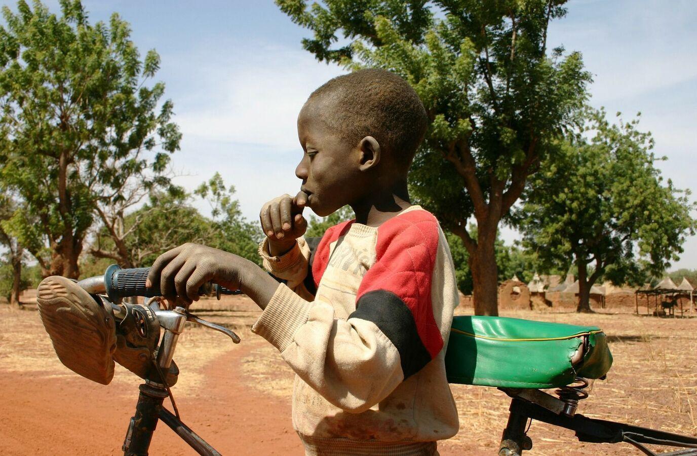 La France suspend les adoptions d’enfants au Burkina Faso La France suspend les adoptions d’enfants au Burkina Faso