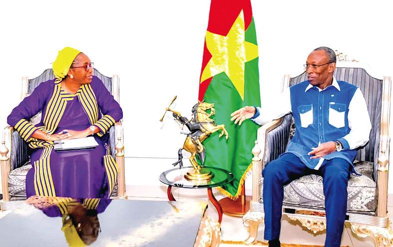 Total engagement de la Banque mondiale au Burkina : le portefeuille est passé de 1,5 à 3, 3 milliards de dollars en trois ans Total engagement de la Banque mondiale au Burkina : le portefeuille est passé de 1,5 à 3, 3 milliards de dollars en trois ans