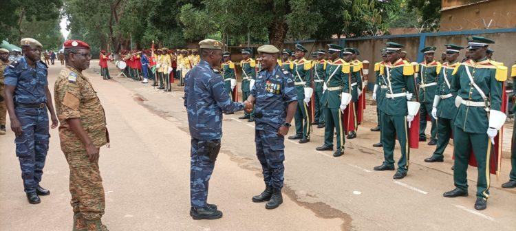 État-major de la Gendarmerie Nationale : Le Lieutenant-colonel Kouagri Natama installé État-major de la Gendarmerie Nationale : Le Lieutenant-colonel Kouagri Natama installé