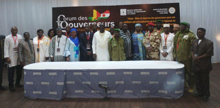 Premier forum des Gouverneurs des États du Liptako-Gourma : Vers une appropriation de la stratégie régionale de stabilisation Premier forum des Gouverneurs des États du Liptako-Gourma : Vers une appropriation de la stratégie régionale de stabilisation