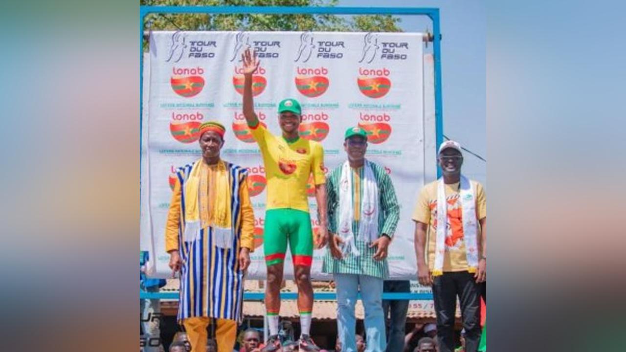 Tour du Faso 2023 : Deux victoires d’étape et les maillots jaune et vert pour Paul Daumont Tour du Faso 2023 : Deux victoires d’étape et les maillots jaune et vert pour Paul Daumont