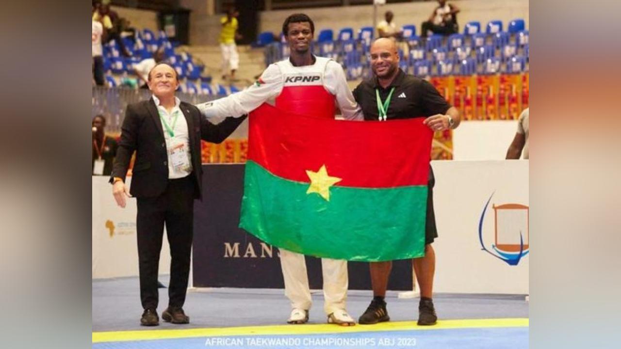 Taekwondo : Fayçal Sawadogo, champion d’Afrique ! Taekwondo : Fayçal Sawadogo, champion d’Afrique !