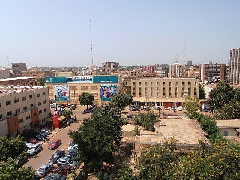 Ce pays africain se réserve le droit d'ouvrir tout colis arrivant de l'extérieur Ce pays africain se réserve le droit d'ouvrir tout colis arrivant de l'extérieur