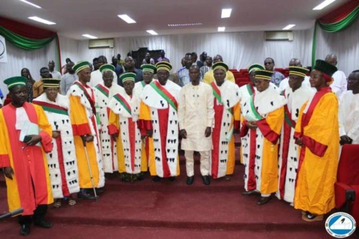 Le nouveau Commissaire de la CENI, Ibrahima OUEDRAOGO, a prêté serment Le nouveau Commissaire de la CENI, Ibrahima OUEDRAOGO, a prêté serment
