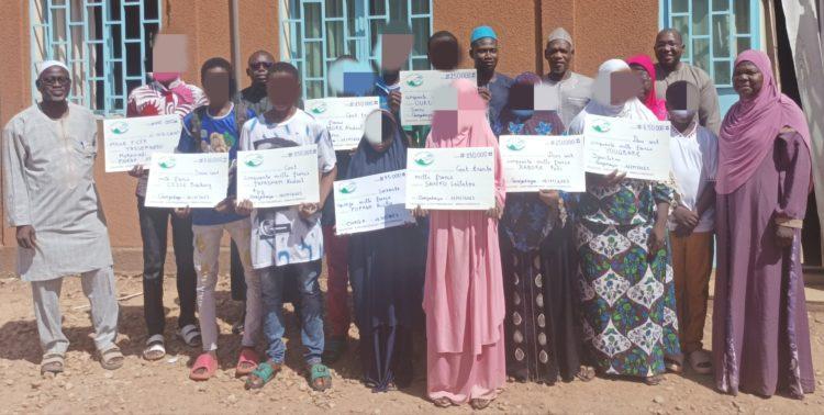 Une vingtaine d’élèves et étudiants bénéficient de bourses d’études grâce à la Zakat House Une vingtaine d’élèves et étudiants bénéficient de bourses d’études grâce à la Zakat House