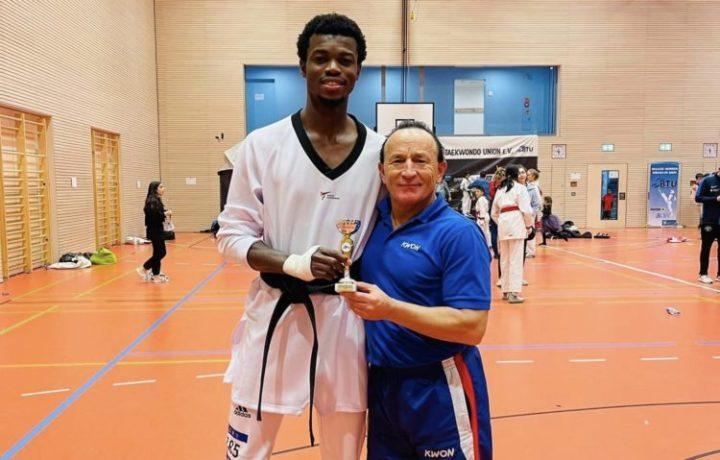 Taekwondo : Le Burkinabè Fayçal Sawadogo Champion du Bayern pour la première fois Taekwondo : Le Burkinabè Fayçal Sawadogo Champion du Bayern pour la première fois