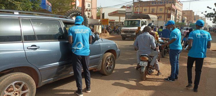 Santé oculaire :Lapaire sensibilise les usagers de la route à Ouagadougou Santé oculaire :Lapaire sensibilise les usagers de la route à Ouagadougou