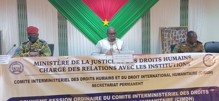 Droits humains et droit international humanitaire au Des acteurs en discussion à Ouagadougou Droits humains et droit international humanitaire au Des acteurs en discussion à Ouagadougou