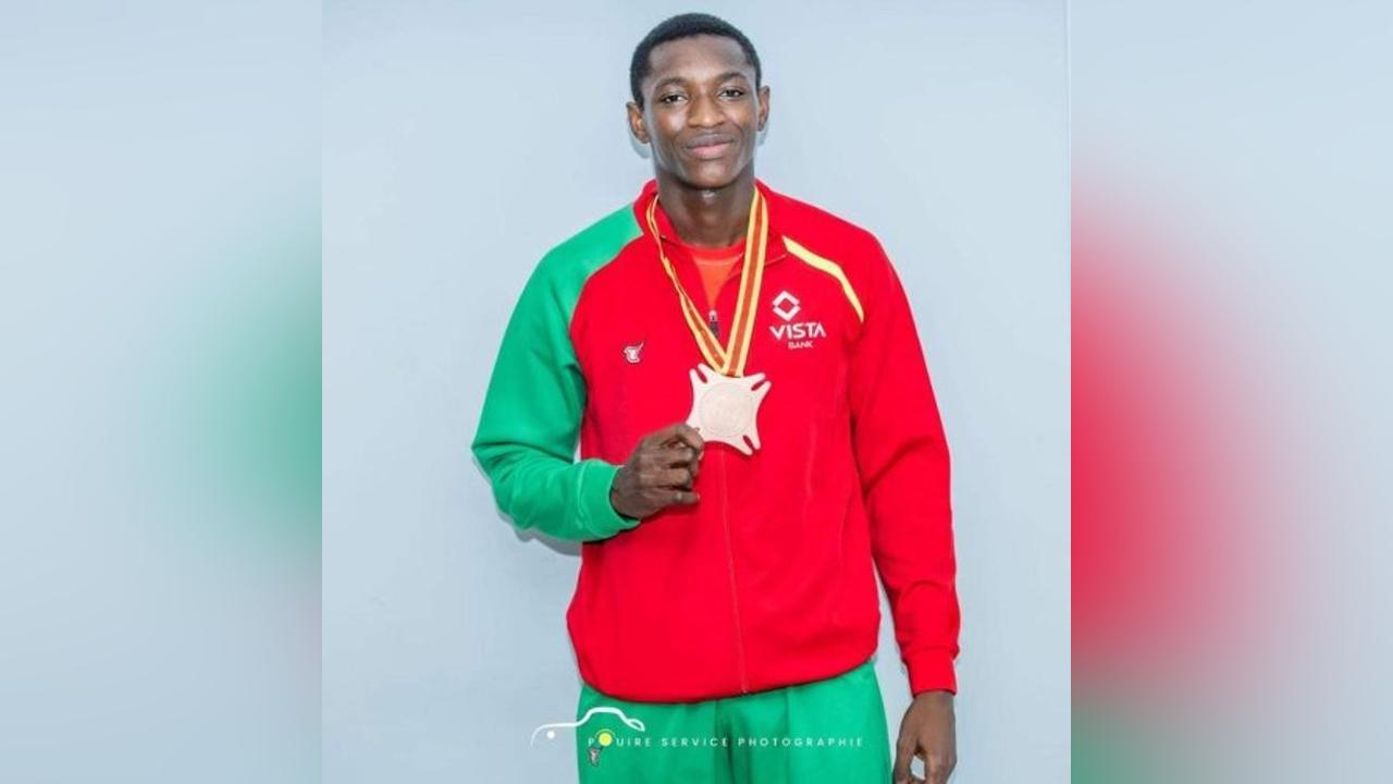 Triple saut : Yacouba Loué, le potentiel successeur de Hugues Fabrice Zango, rêve également d’un sacre mondial et olympique Triple saut : Yacouba Loué, le potentiel successeur de Hugues Fabrice Zango, rêve également d’un sacre mondial et olympique