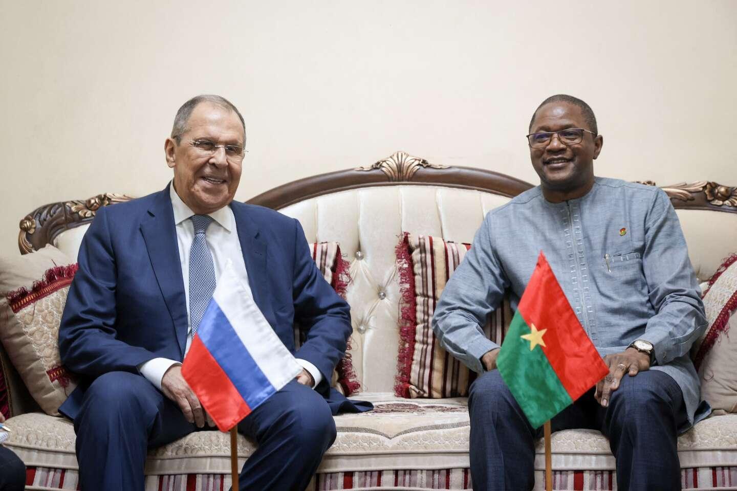 Au Burkina Faso le nombre d’instructeurs russes va « augmenter », affirme Sergueï Lavrov, à Ouagadougou Au Burkina Faso le nombre d’instructeurs russes va « augmenter », affirme Sergueï Lavrov, à Ouagadougou