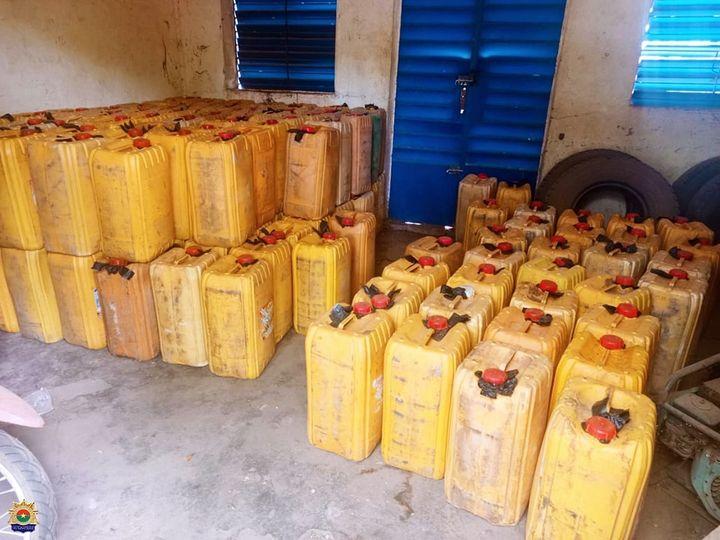 Zabre : des réseaux de contrebande de carburant démantelés par la Brigade Territoriale de Gendarmerie Zabre : des réseaux de contrebande de carburant démantelés par la Brigade Territoriale de Gendarmerie