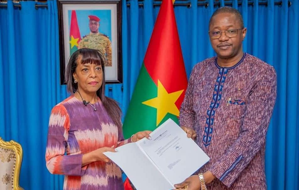 Coopération Burkina Faso- Système des Nations Unies : la nouvelle Coordinatrice résidente chez le Chef de la diplomatie burkinabè Coopération Burkina Faso- Système des Nations Unies : la nouvelle Coordinatrice résidente chez le Chef de la diplomatie burkinabè