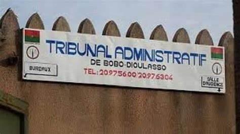 Burkina/Justice : Le tribunal administratif de Bobo déclare illégale la réquisition de deux magistrats Burkina/Justice : Le tribunal administratif de Bobo déclare illégale la réquisition de deux magistrats